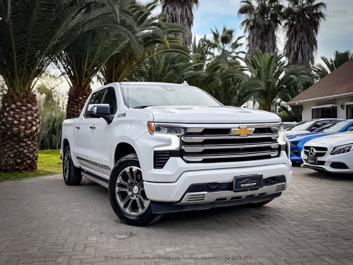 Chevrolet SILVERADO HIGH COUNTRY 3.0 4X4 2023 (1/14)