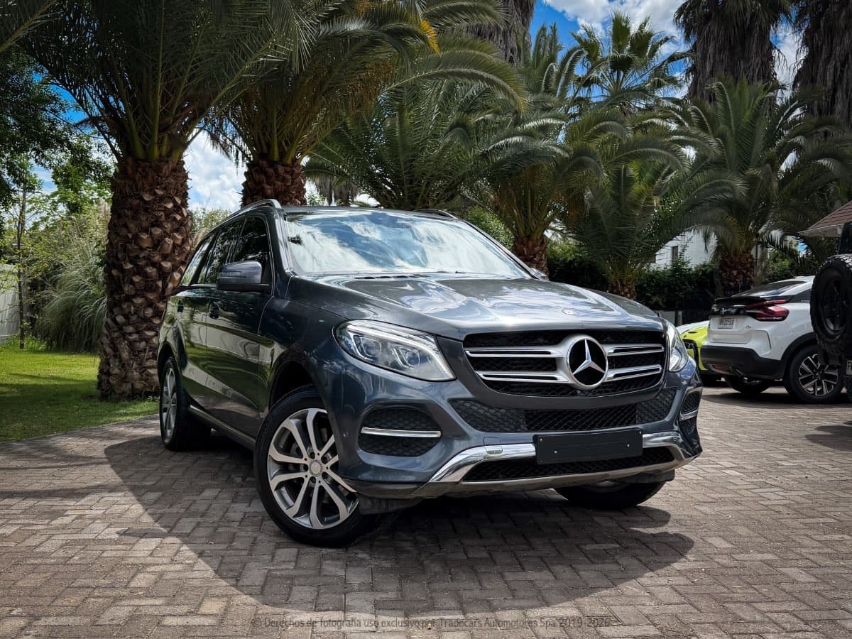 Mercedes-Benz GLE 250D 2016 (1/14)