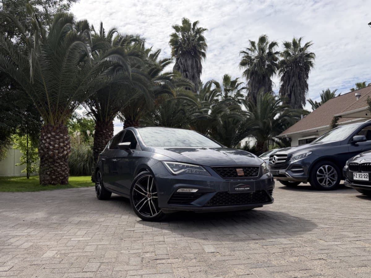 SEAT LEON 2020 (1/18)